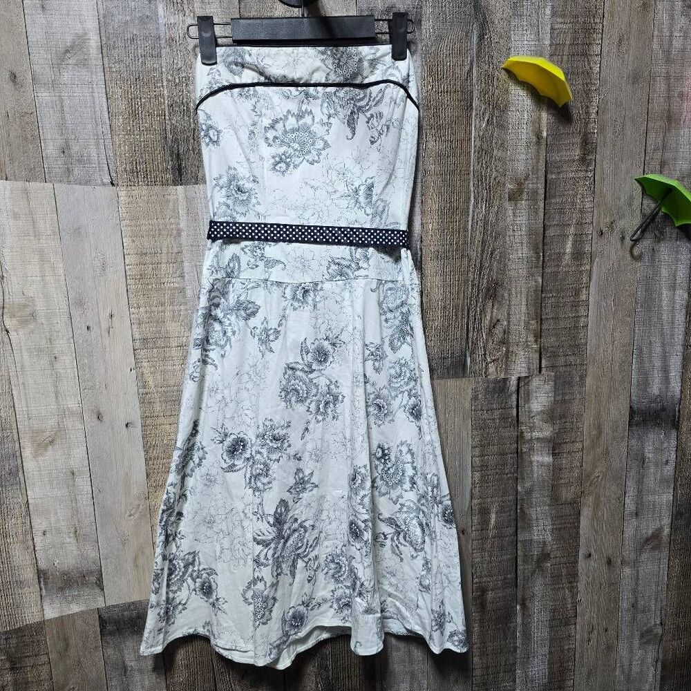 Studio Y Vintage Y2K White Floral Strapless A Line Mini Dress